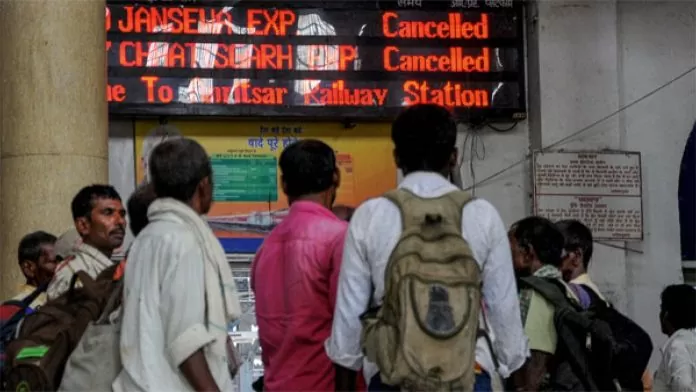 Indian Railways Passenger: Big Update! These 18 trains were canceled, check the schedule of Railway