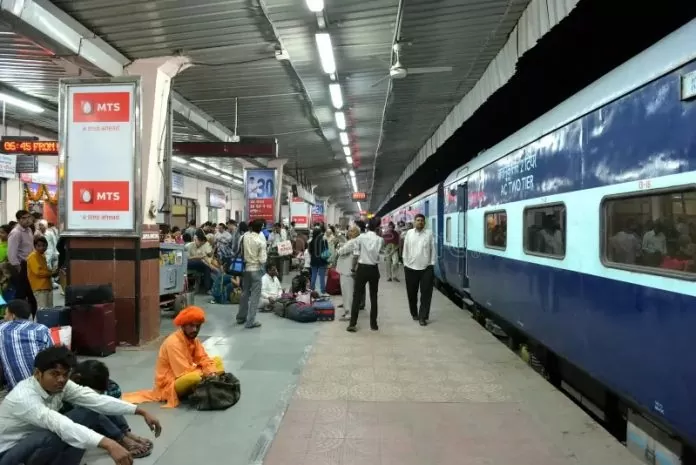 Railway News: You will not be able to book train tickets for relatives online, IRCTC told the truth