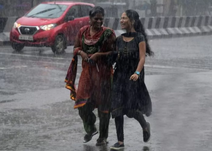 IMD Weather Update: There will be heavy rain in 11 states, know IMD's update regarding cold