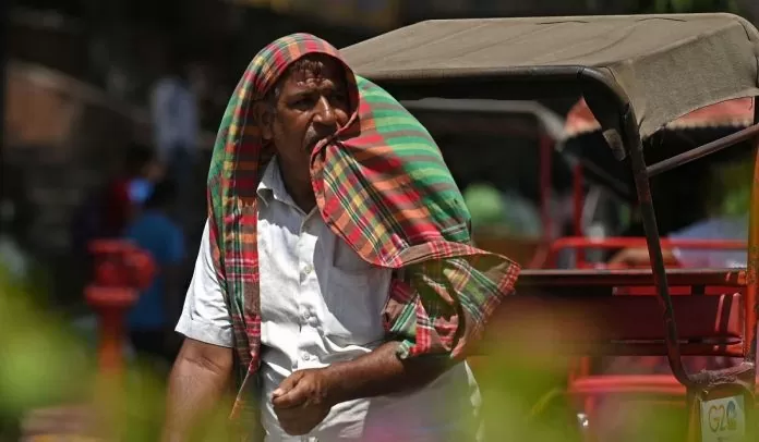 Weather Update: Heatwave alert for 4 days due to extreme heat in these states, know how the weather will be in Delhi