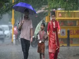 IMD Weather Update: Yellow alert for rain in Delhi-NCR today, snowfall expected in these states