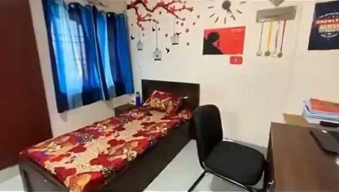 Room rent is ₹15, electricity bill is ₹4. You will be shocked to see AIIMS hostel life - VIDEO