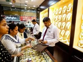 Indians can bring this much gold from Dubai, know what is the limit for men, women and children